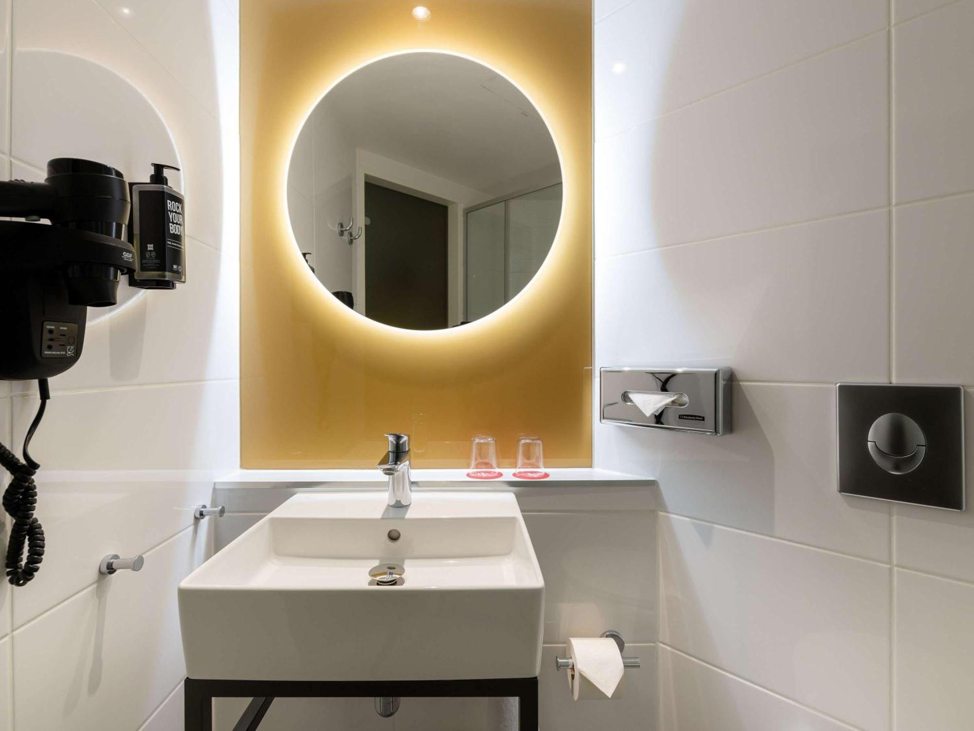 Ibis Berlin Kurfuerstendamm - Neu Renoviert Luaran gambar