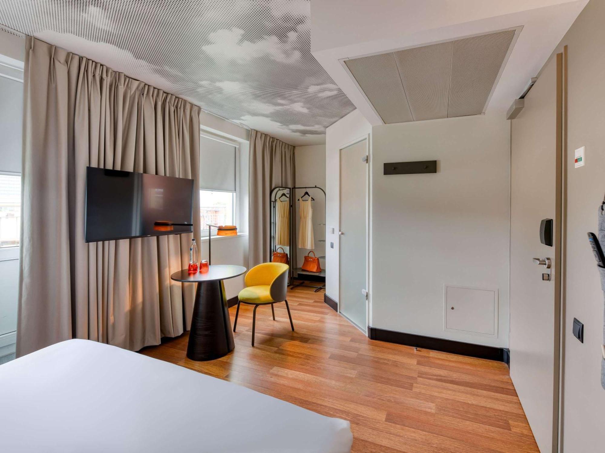 Ibis Berlin Kurfuerstendamm - Neu Renoviert Luaran gambar